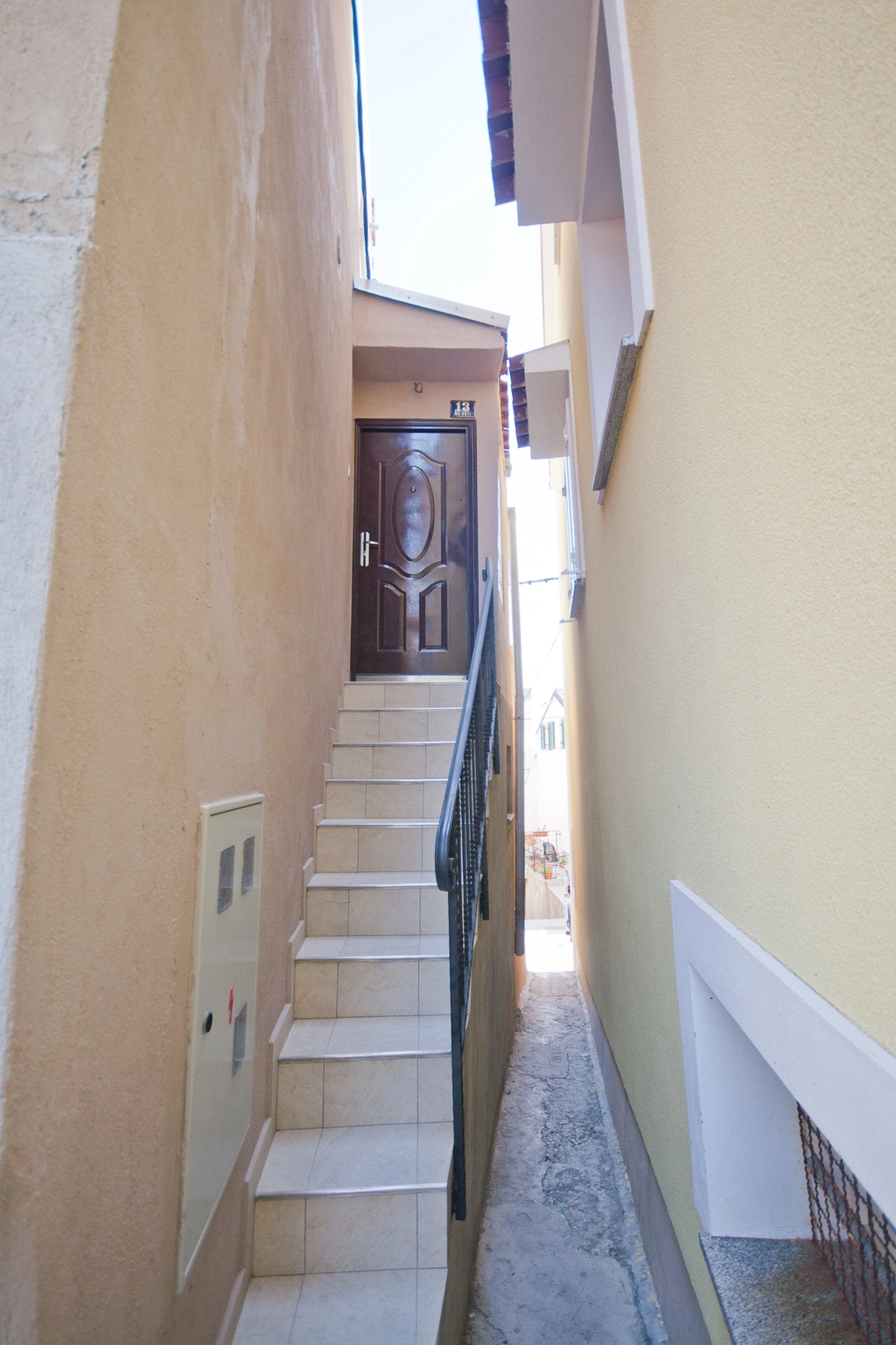 Baška Sea-View Apartment for 5 Guests with Parking