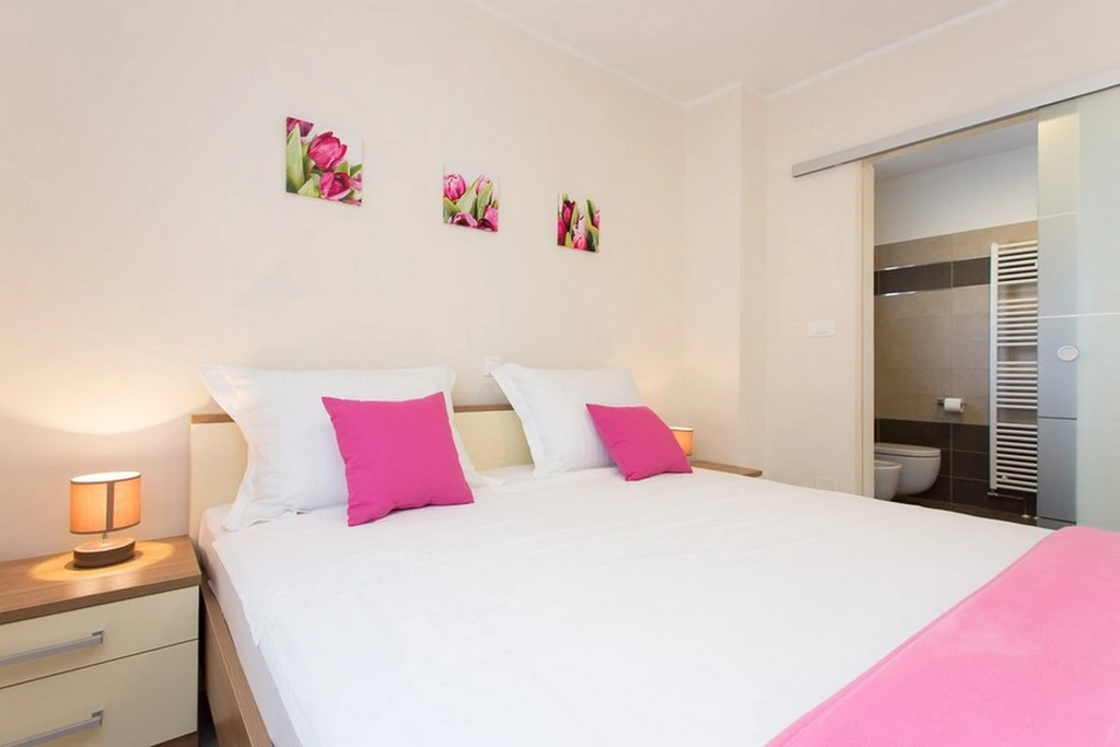 2-Bedroom Apartment in Baška for Up to 6 Guests
