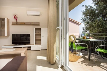 2-Bedroom Apartment in Baška for Up to 6 Guests