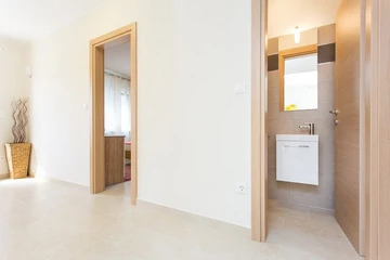 2-Bedroom Apartment in Baška for Up to 6 Guests