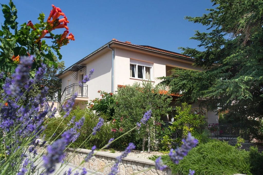 1-Bedroom Apartment in Baška for Up to 4