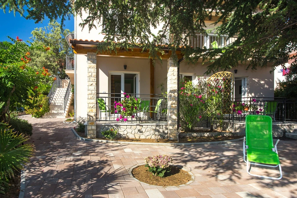 1-Bedroom Apartment in Baška for Up to 4
