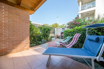 Baška 2-Bedroom Apartment for Up to 6 Guests