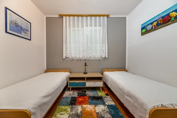 Baška 2-Bedroom Apartment for Up to 6 Guests