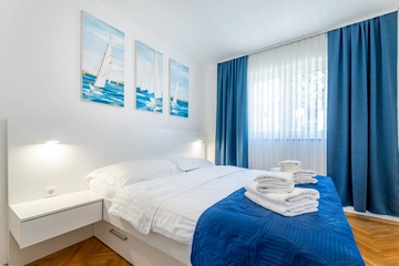 Sea View Apartment with Terrace in Baška