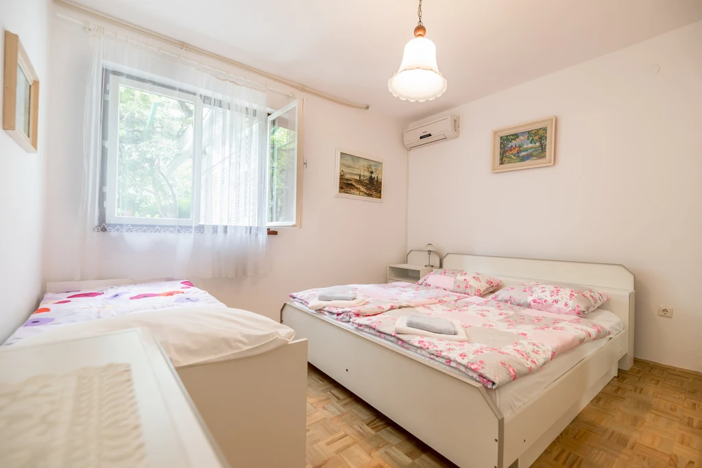 75 m² Apartment for 5 in Baška, Croatia