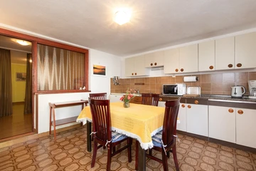 Baška Studio for Up to 3 Guests with Parking