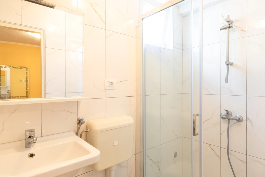 Baška Studio for Up to 3 Guests with Parking