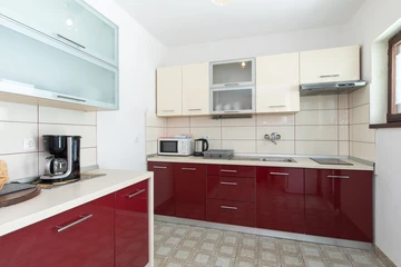 Baška Apartment with Terrace for 4-5 Guests