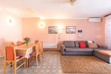 Baška Apartment with Terrace for 4-5 Guests