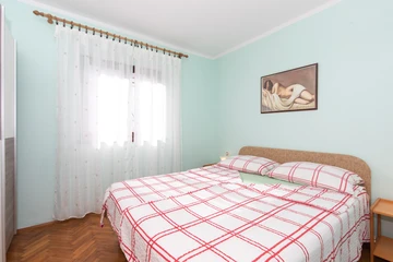 Baška Apartment for 3 Guests with Private Parking