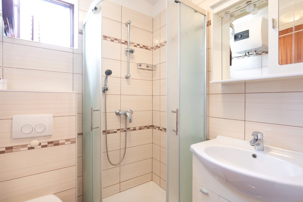 Baška Apartment for 3 Guests with Private Parking