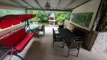 2-Bedroom Apartment in Baška with Parking