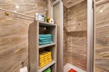 2-Bedroom Apartment in Baška with Parking