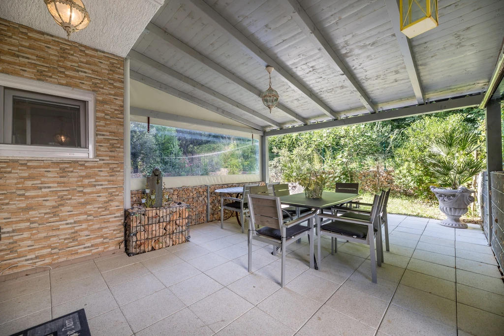 2-Bedroom Apartment in Baška with Parking