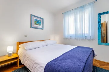 Baška 2-Bedroom Apartment for 4 Guests