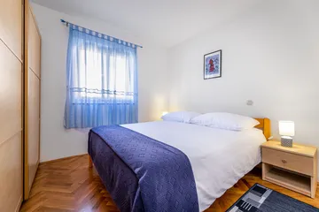 Baška 2-Bedroom Apartment for 4 Guests