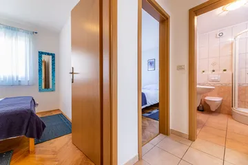 Baška 2-Bedroom Apartment for 4 Guests