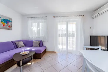 Baška 2-Bedroom Apartment for 4 Guests