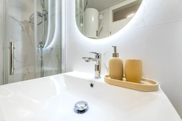 Baška Apartment for 2-4 Guests with Terrace