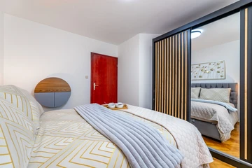 Baška Apartment for 2-4 Guests with Terrace