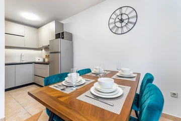 Baška Apartment for 2-4 Guests with Terrace