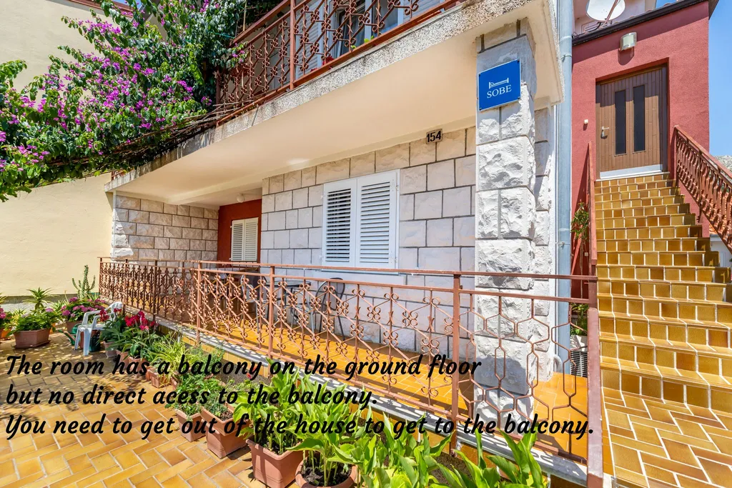 Baška Room with Air Conditioning and Parking for 2