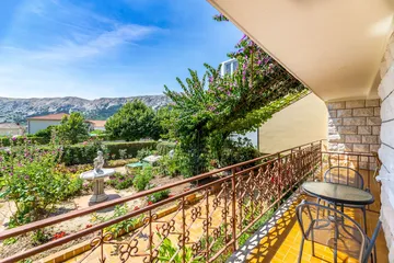 Baška Room with Air Conditioning and Parking for 2