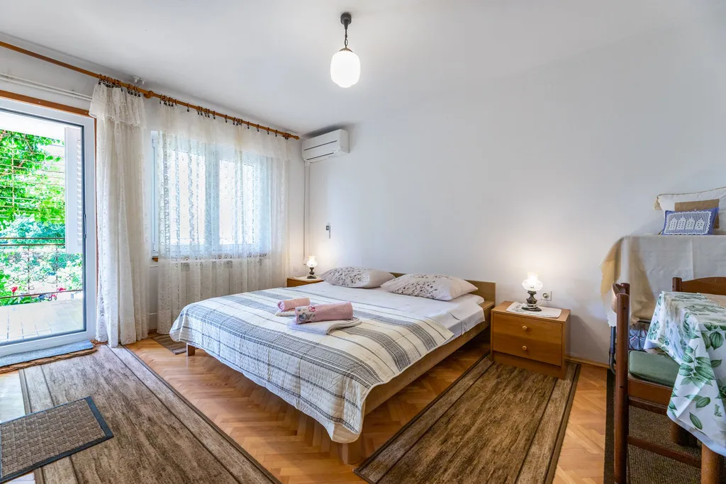 Baška Double Room with Balcony for 2