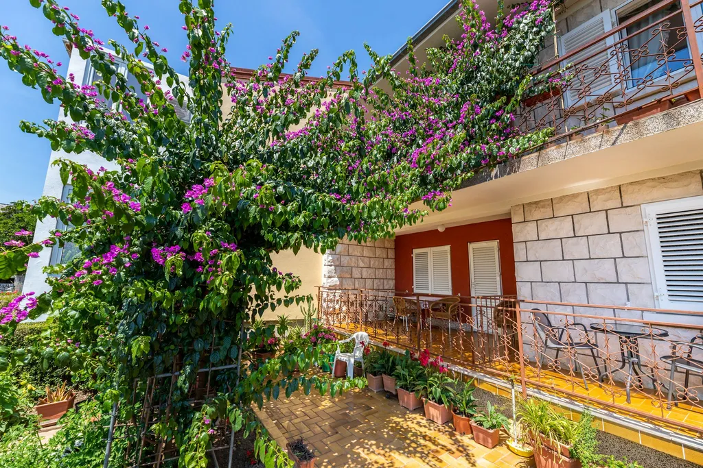 Baška Double Room with Balcony for 2