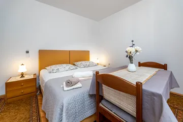 Room in Baška for 2 Guests with Open Porch