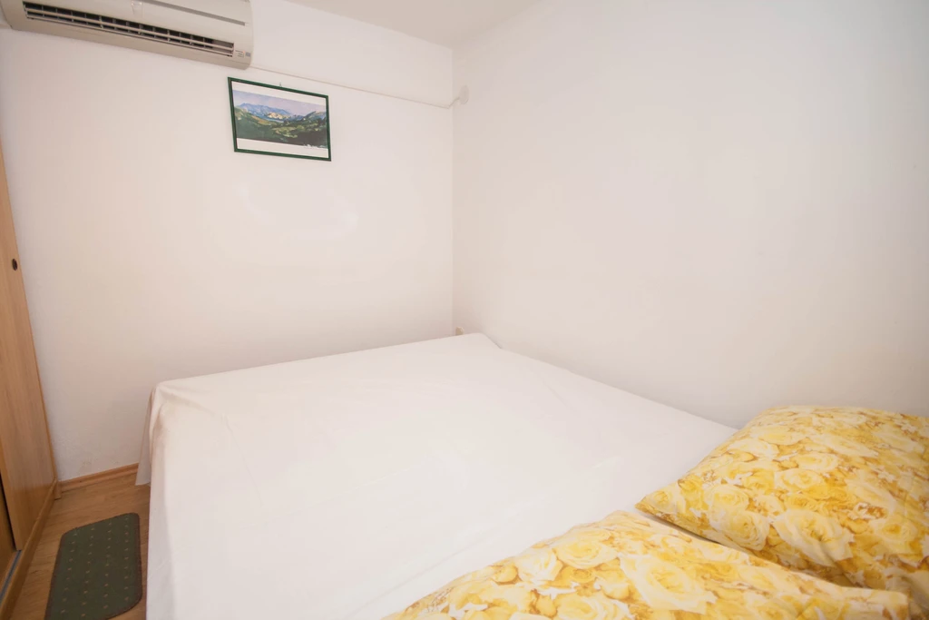Baška Studio for 2 with Kitchenette & Air Conditioning