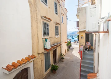 Baška Studio for 2 with Kitchenette & Air Conditioning