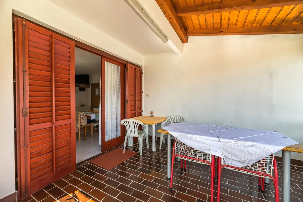 Baška Apartment for 4 Guests with Large Terrace
