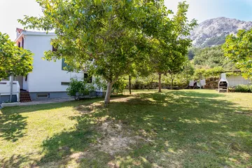 Baška Apartment for 4 Guests with Large Terrace