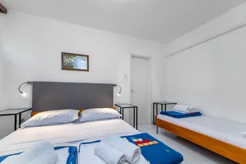 Baška Apartment for 4 Guests with Large Terrace