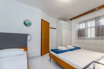 Baška Apartment for 4 Guests with Large Terrace