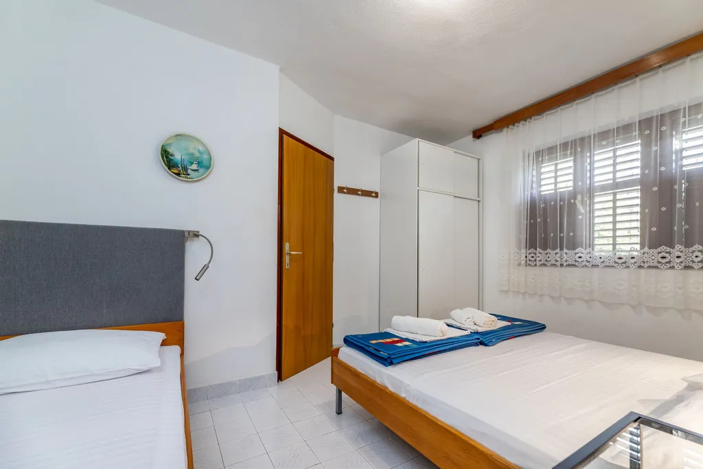 Baška Apartment for 4 Guests with Large Terrace
