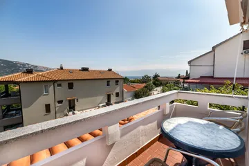 Baška Apartment for 3 with Sea-View Balcony