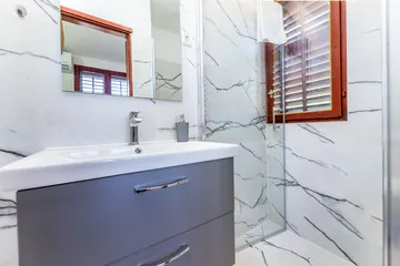 Baška Apartment for 3 with Sea-View Balcony