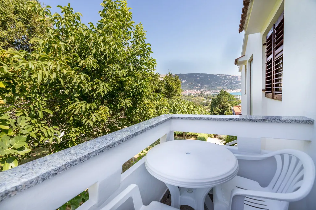 1-Bedroom Apartment with Sea View in Baška