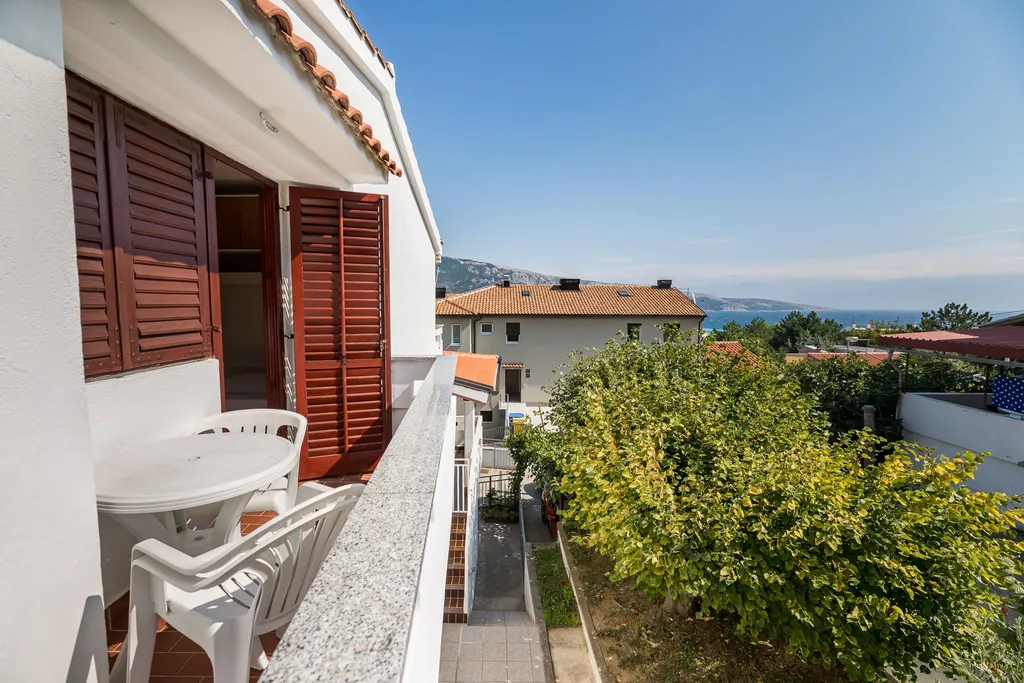 1-Bedroom Apartment with Sea View in Baška