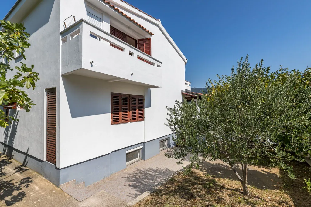 1-Bedroom Apartment with Sea View in Baška