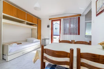1-Bedroom Apartment with Sea View in Baška