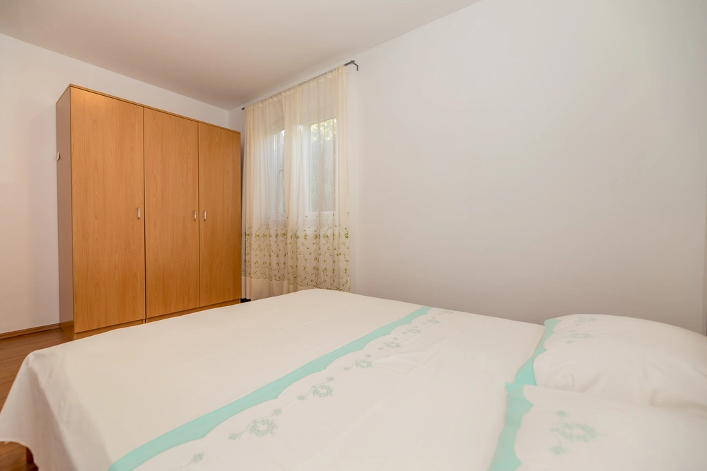 Ground-Floor Apartment in Baška for Up to 3