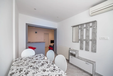 Ground-Floor Apartment in Baška for Up to 3