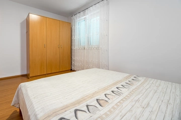 Ground-Floor Apartment in Baška for Up to 3