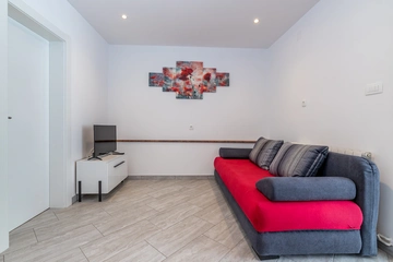 Ground-Floor Apartment in Baška for Up to 3