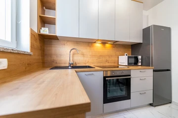 Apartment for 4 Guests in Baška Old Town