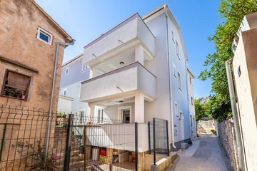 Apartment for 4 Guests in Baška Old Town